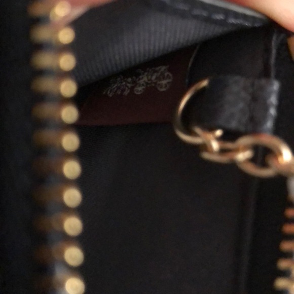 Coach ID Skin - Picture 4 of 6